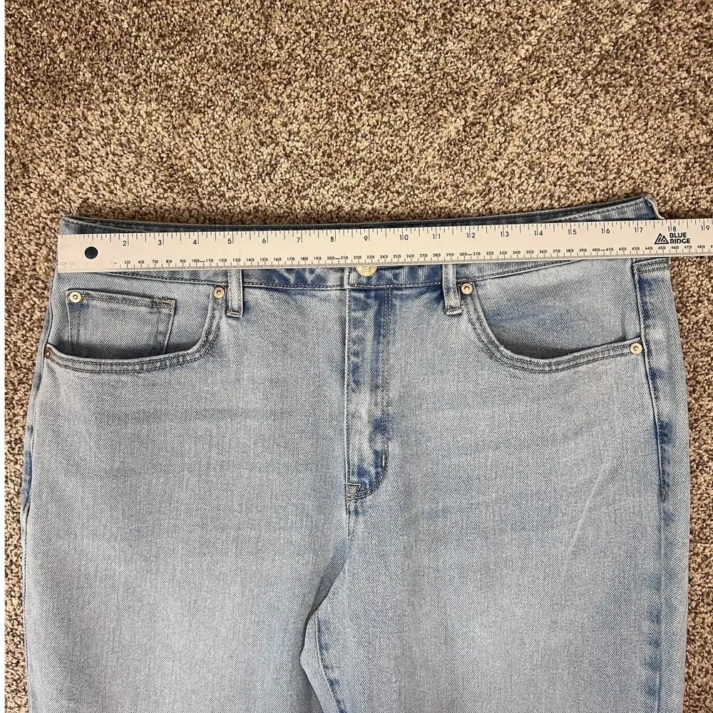 Seven7 Women's 12 Y2K Minimalist Staple‎ Soft Norm Loose Straight Denim Jeans